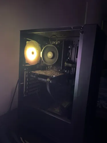 RODA TUDO | PC Gamer Ryzen 5 5600 + GTX 1660 Super 6GB | 16GB RAM