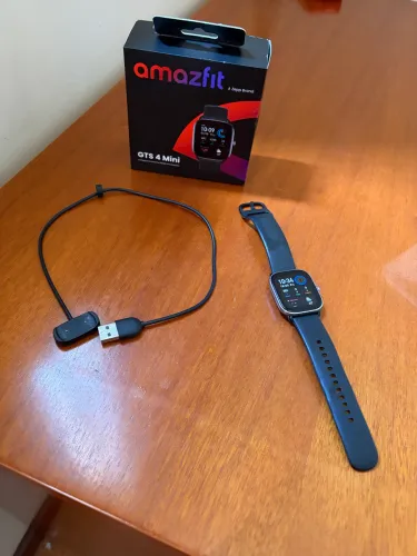 Relógio Amazfit GTS Mini 4 - Perfeito estado com caixa