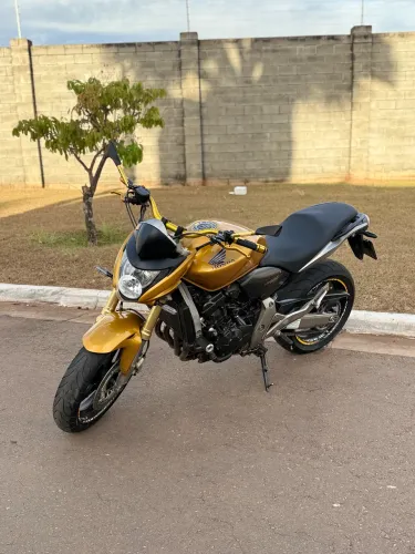 HONDA CB 600F HORNET