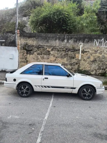 Ford Escort XR3 1.8 / 1.6 Beneton/form./laser 1989
