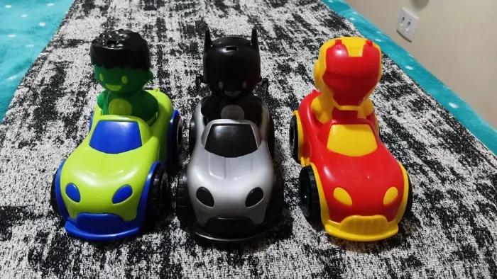 Lote carrinhos de super herois