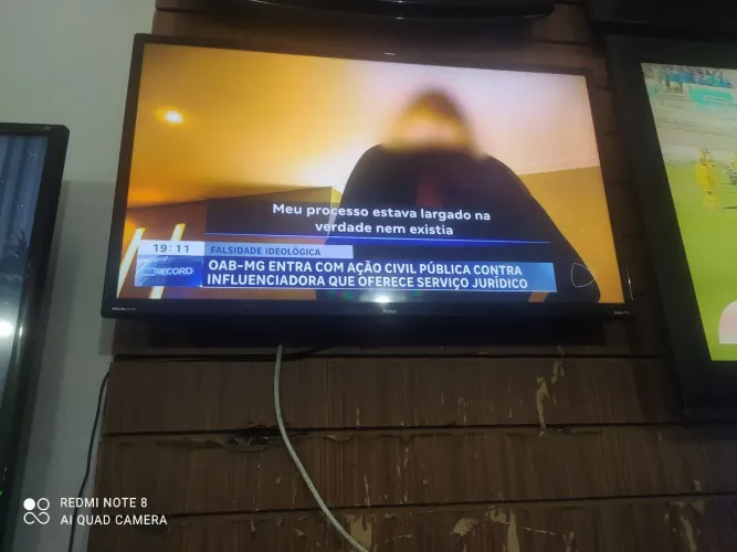 Vendo 4 tvs com garantia barato