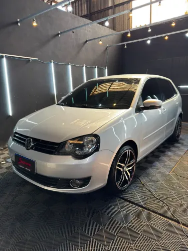 Volkswagen Polo 1.6 Mi/s.ouro 1.6 MI Tot.flex 8V 5P 2013
