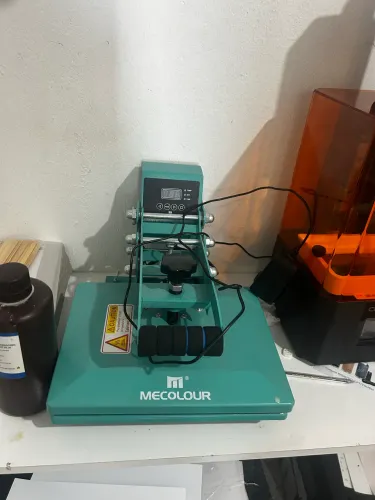 Prensa plana mercolour nova 110v 23x30cm