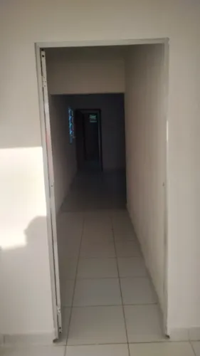 Aluga-se uma casa no conjunto samambaia *