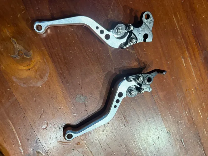 Macete esportiva xre , sahara,twister etc
