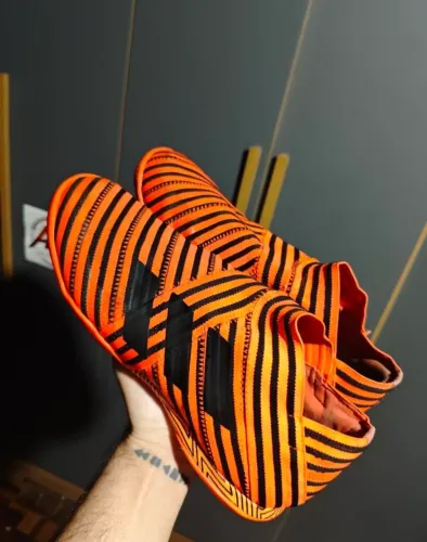 Chuteira Adidas original edição limitada