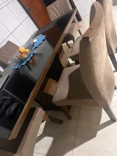 Mesa de jantar 6 cadeiras