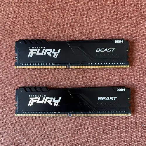 Memória RAM Kingston Fury Beast (2x)