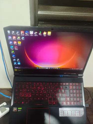 VENDO NOTEBOOK GAMER ACER NITRO 5