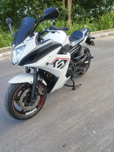 YAMAHA XJ6 600cc