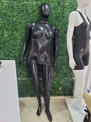 Manequins