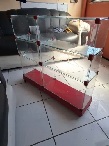 Vitrine.