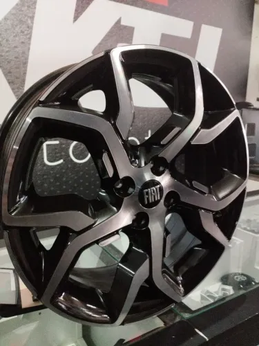 Rodas do argo aro 17 com pneu 205/40 17