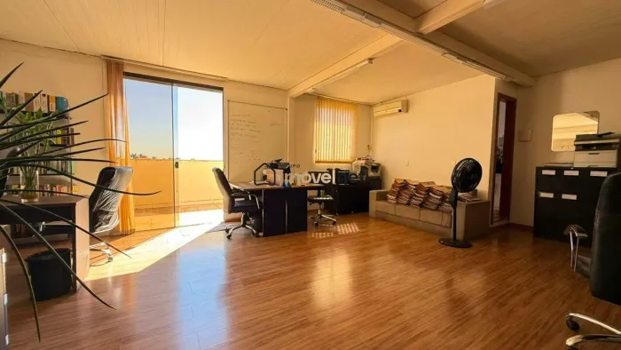 Sala Comercial Duplex na Pampulha | 300m²  6 Salas  4 Vagas  Cobertura