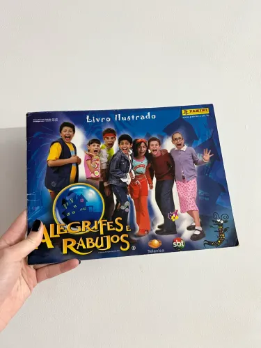 Álbum alegrifes e rabujos (falta apenas 1 figurinha)