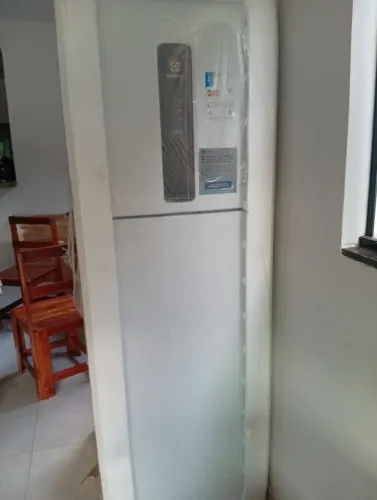 Geladeira Eletrolux 410 L