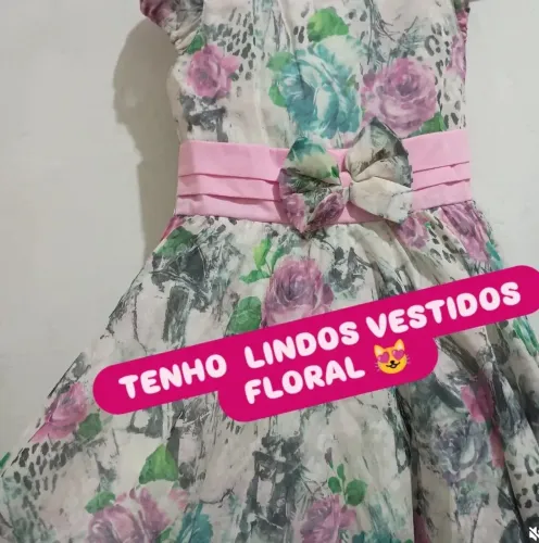VENDO UM LOTE DE ROUPAS E SAPATOS INFANTIL COM ÓTIMO PREÇOS!..