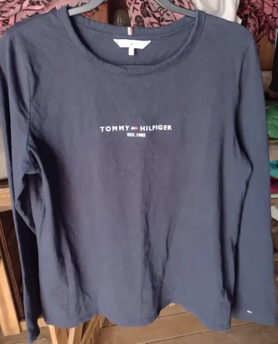 Camiseta Tommy Hilfiger Manga Longa Feminina 