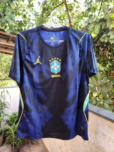 Camisa Brasil 2026 - Azul - Modelo Torcedor - Masculino tamanho G
