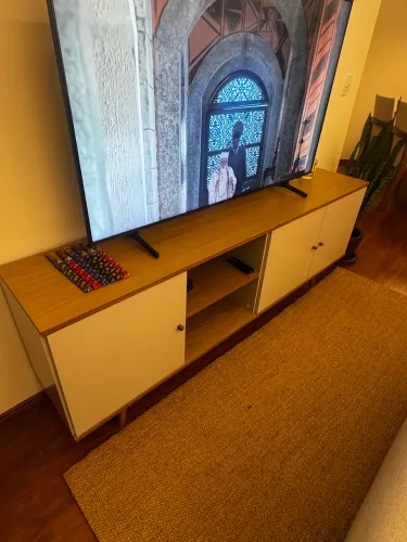 Rack TV em perfeito estado 
