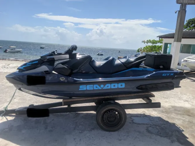 Carroça de encalhe (Maçaranduba). 