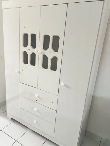 Guarda roupa infantil