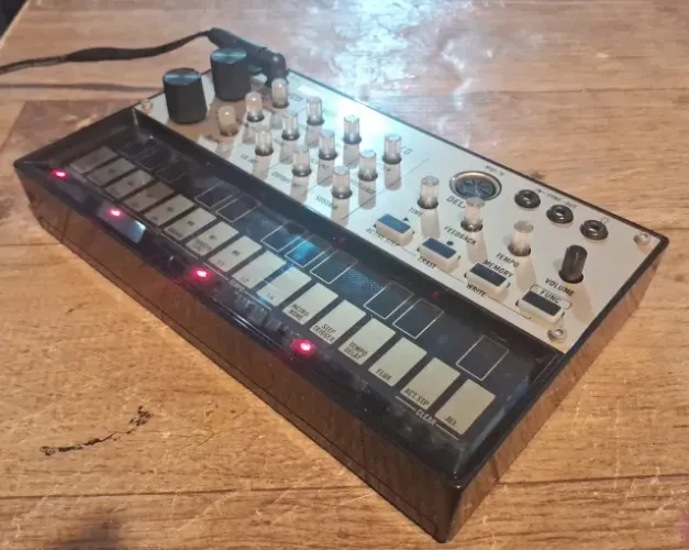 Sintetizador Analógico Korg Volca Keys