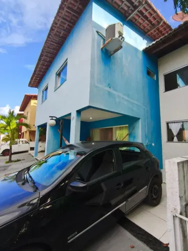 Casa em condomínio fechado, com área de lazer! Ambiente agradável e prático.