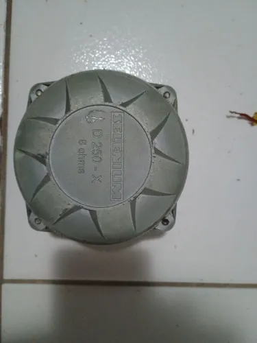 Peças para som no precinho