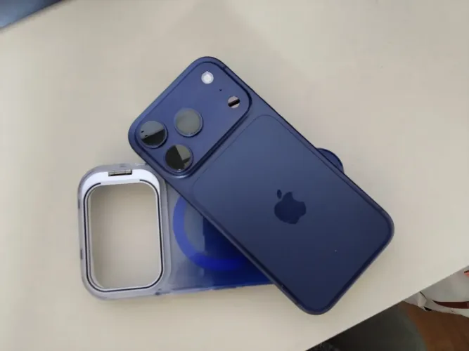 Vendo iPhone 17 pro 256GB - Não aceito trocas