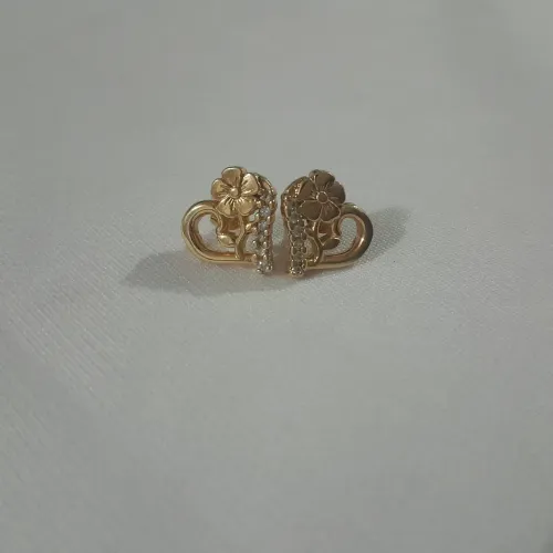 Par de brincos lindos e folheado a ouro 18k. Garantia de 1 ano