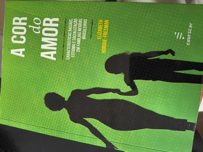 Livro: A COR DO AMOR