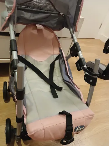 Carrinho de boneca italiano chicco