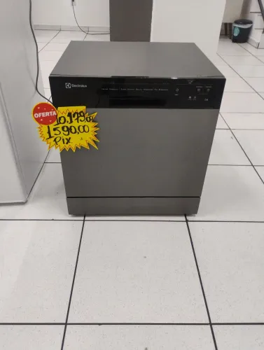 Máquina de lavar louças Electrolux pra 8 serviço 
