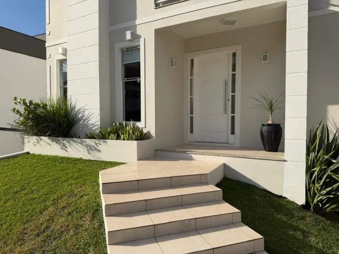 Casa para Aluguel em Palhoça/SC (Pedra Branca) com 3 Quartos e 2 Vagas- alto padrão