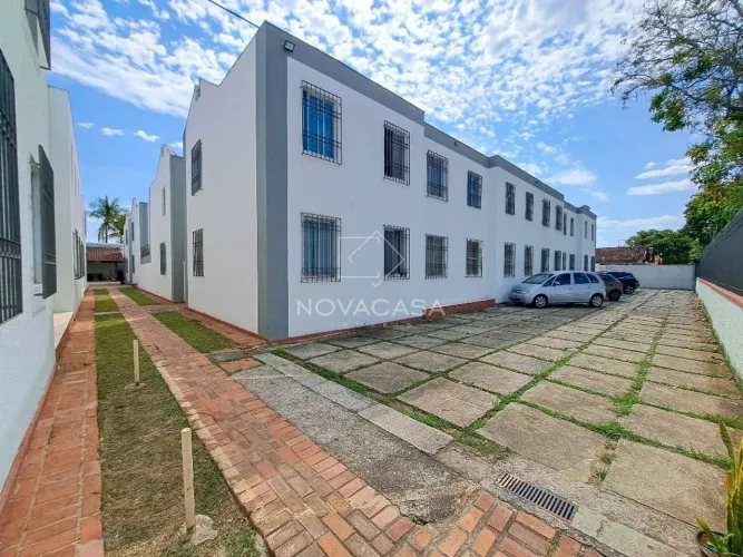 Apartamento com 3 dormitórios à venda, 61 m² por R$ 340.000,00 - Santa Amélia - Belo Horiz