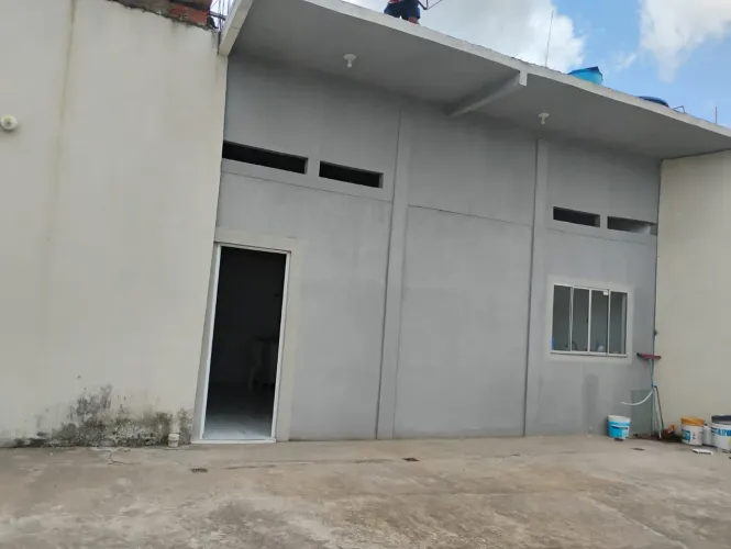 Aluga-se Casa de Bairro R$:800,00