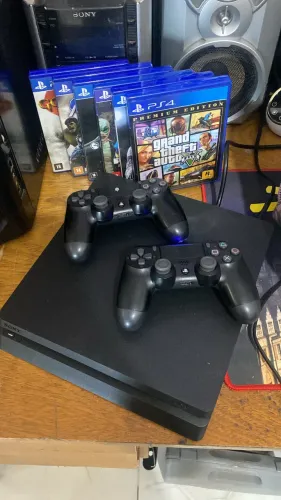 PS4 Slim