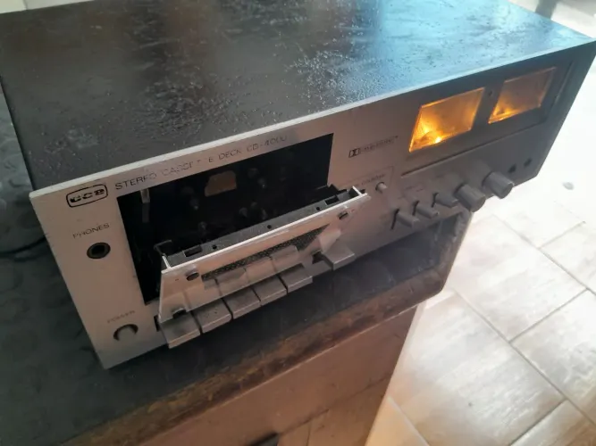 Tape deck cce cd 4000 leia o anúncio!
