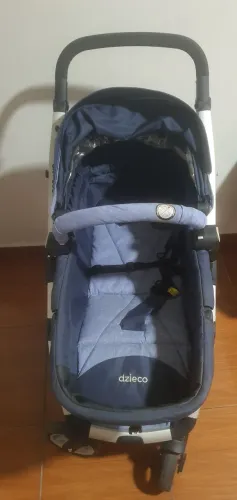 Carrinho de Bebê Dzieco