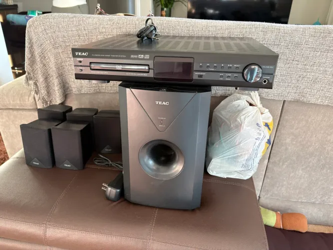 Home Theater PL-D2000 - TEAC