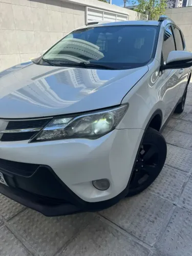 Toyota RAV4 2.0 4X2 16V Aut. 2014