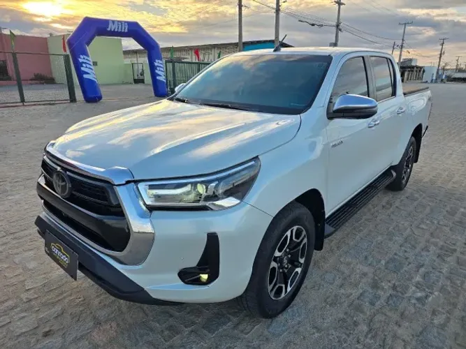 Toyota Hilux CD SRX 4X4 2.8 TDI 16V Diesel Aut. 2024