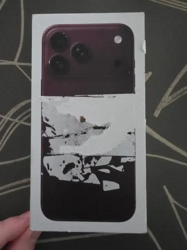 iPhone 18 Pro Max 512gb bordo