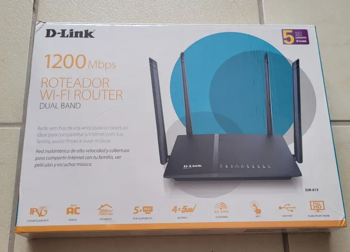 Roteador D-Link DIR-815 AC1200