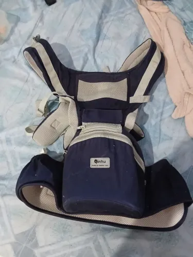 Canguru com assento 