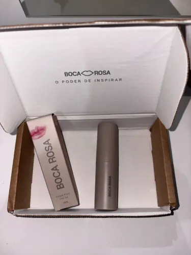 Base stick da Boca Rosa; cor BR21