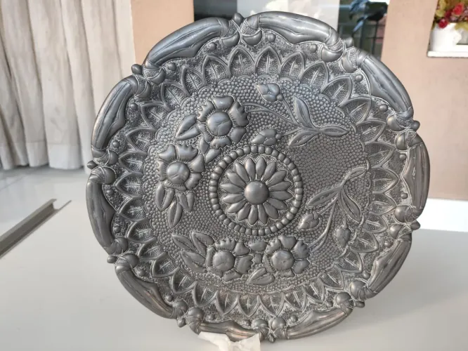 Prato Decorativo Parede Metal Rústico Artístico 29cm Impecável