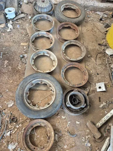 Vendo rodas de lambreta antiga 